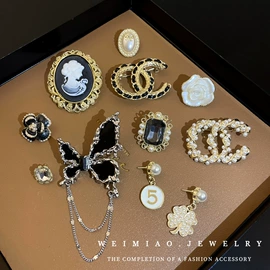 耳环;项链;手链