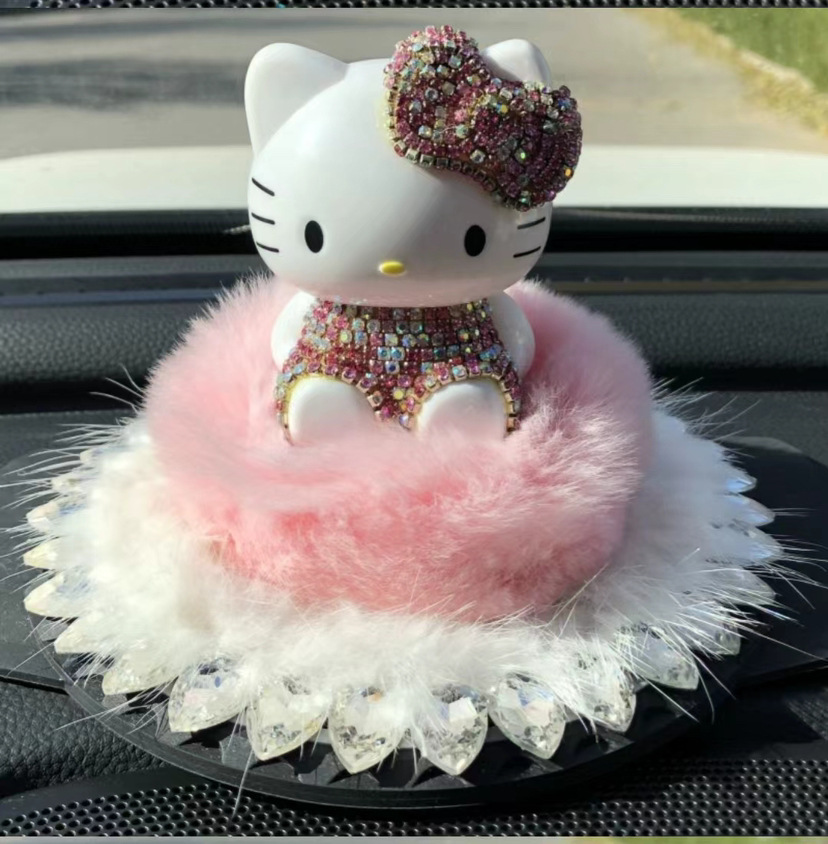 Coche de dibujos animados KT gato globo adornos accesorios traje de tres piezas plástico decorativo otro