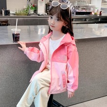 女童外套春秋款2025新款洋气儿童冲锋衣小女孩早春夹棉上衣春装薄