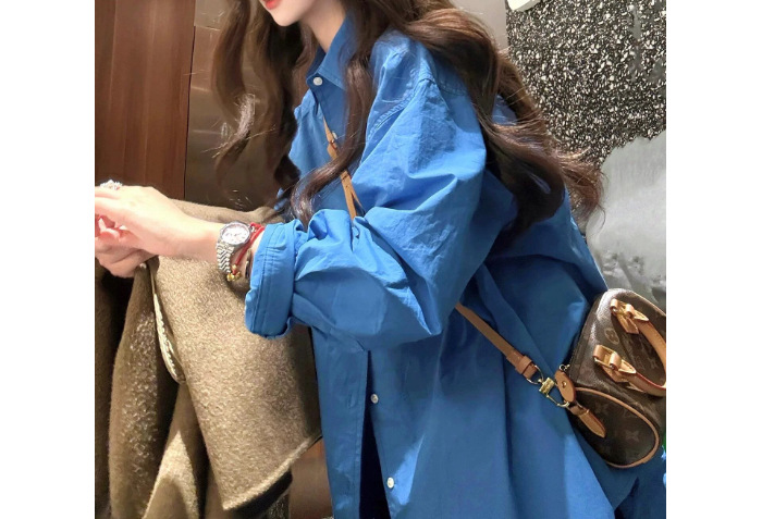 Main picture color