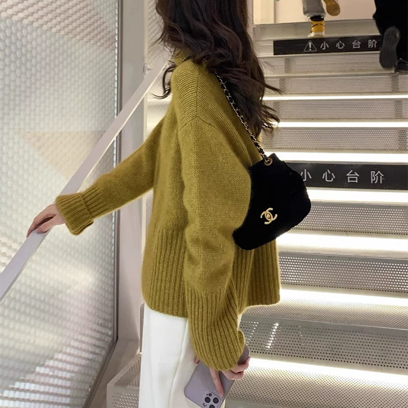 Woolen knitted body-friendly sweater, increased thickness, plus size