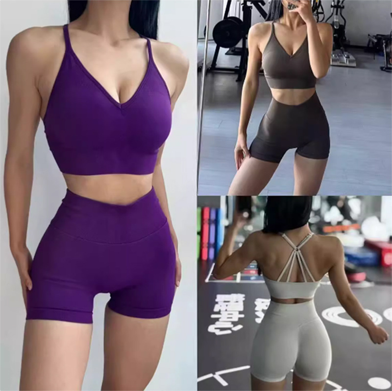 Summer New Seamless Sports suit Fitness Clothing Women's Sports suit Three-point Hip Shorts Yoga Clothing suit