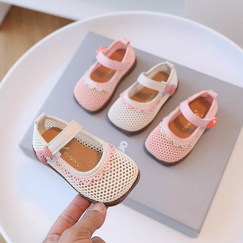 2022 neue Prinzessin Mode Kinder atmungsaktive Mesh-Schuhe Blume flacher Mund Mädchen Sandalen 1-3 Jahre alt_voghion.com