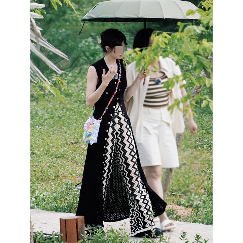 2026 Summer New Fashion Trendy Hollow-Out French Knit Top Dress Pants Set in a Mature Style