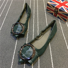 跨境现货大码时尚百搭蛋卷平底女鞋2025年春季新款舒适软底单鞋尖