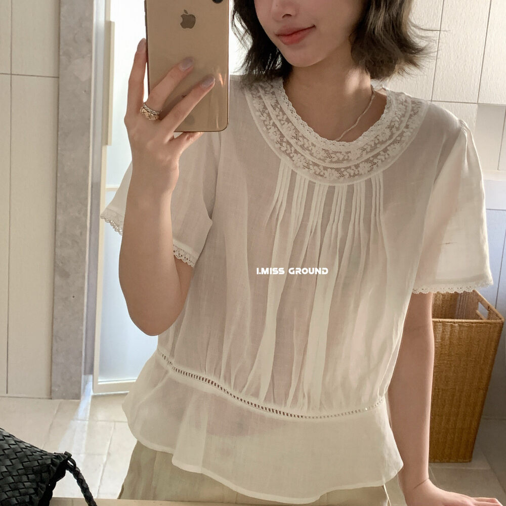 Áo sơ mi nữ tay ngắn phối ren cổ điển chất liệu tơ tằm linen — trắng ngà
