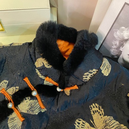 黑色蝴蝶棉服兔毛旗袍