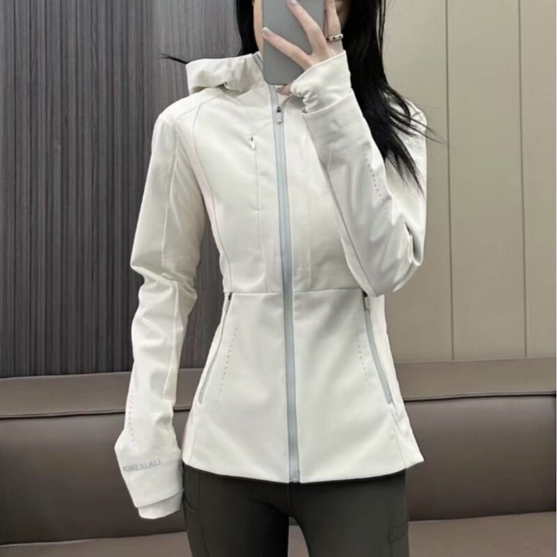 Lulu Original Label Soft Shell Jacket with Steel Print Cross Sports Jacket Hooded Women's Fitness Fleece-Lined Warm and Windproof Lulu Original Label Soft Shell Jacket with Steel Print Cross Sports Jacket Hooded Women's Fitness Fleece-Lined Warm and Windproof
