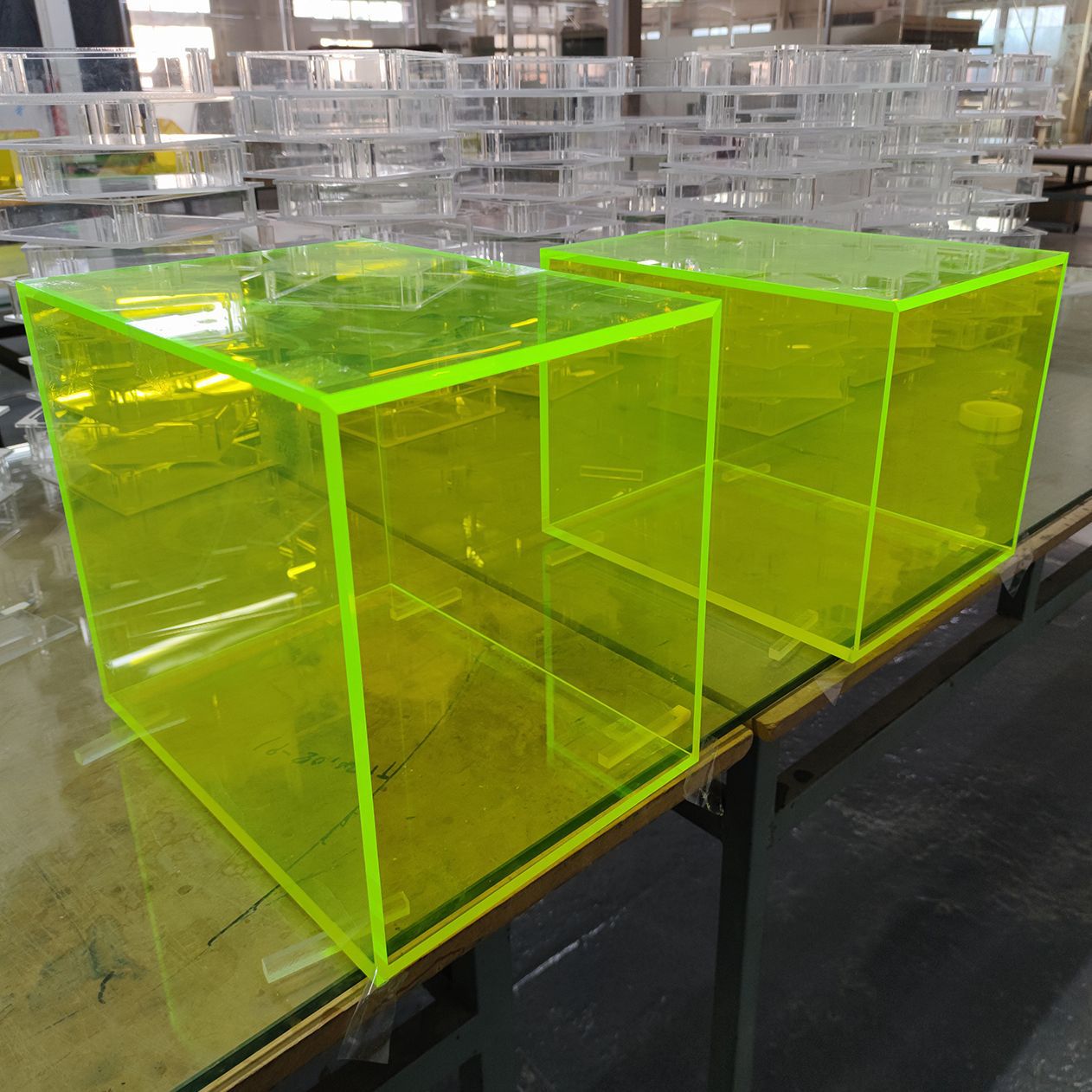 亚克力彩色透明盒子方型有机玻璃异形收纳盒荧光黄展示盒