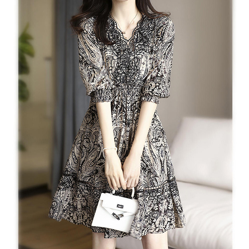 High-End Palace Print Silk Dress V Neck Lace Mulberry Silk Skirt Black Mid-Length Skirt Women's Summer