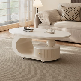 实木床;餐桌;餐椅