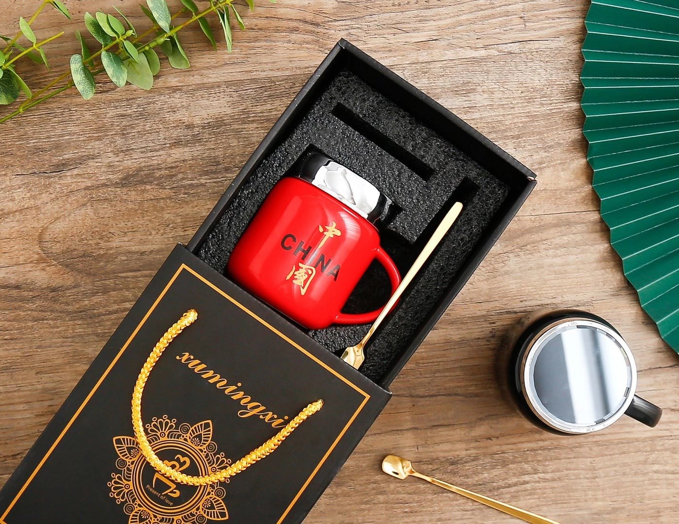 牛年禮品陶瓷杯創意馬克杯中國風鏡面保溫杯禮盒裝商務贈品定制