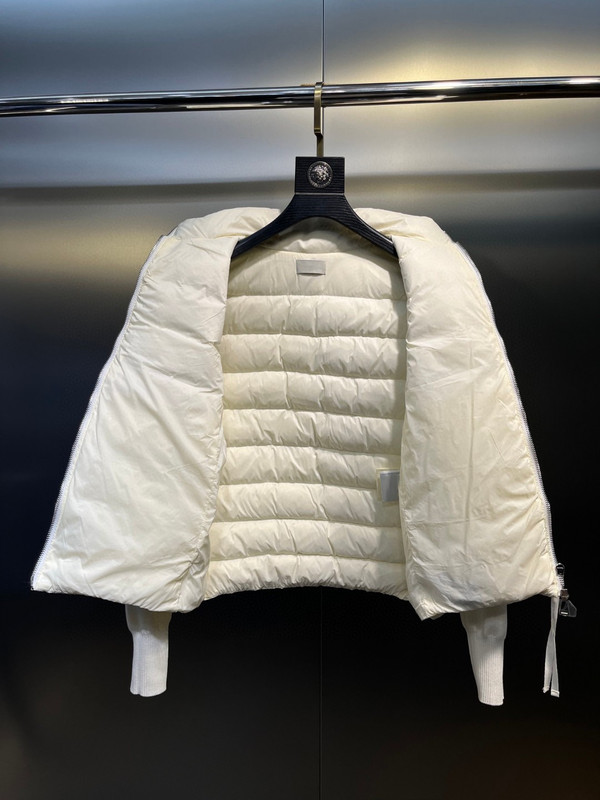 毒家高定版 M家女士新款收腰显瘦羊毛拼接轻薄羽绒服时尚质感外套|undefined