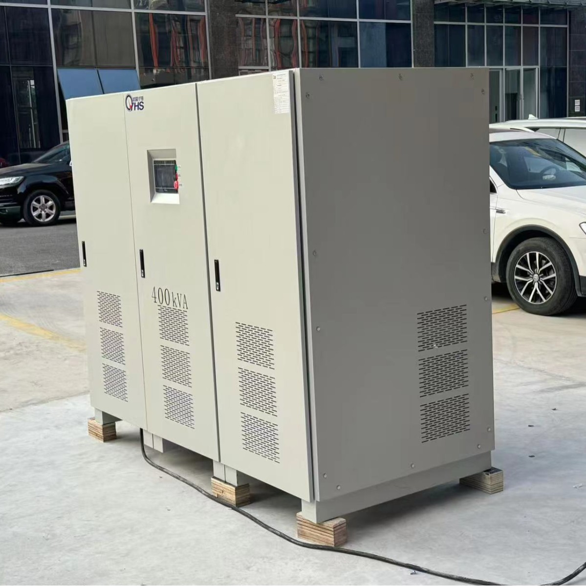 ŷ����˹����400KVA��Ƶ��Դ����֣�ݣ����480V 60HZ�������豸