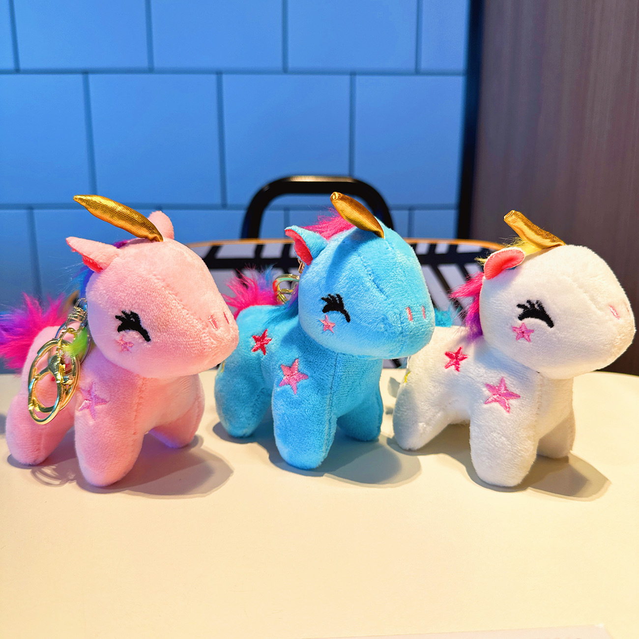 봉제 유니콘 인형 키 체인 도매 귀여운 포니 4 인치 봉제 인형 펜던트 학생 가방 펜던트