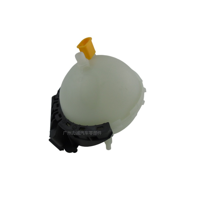 17137609469 Suitable for 2015-2016 Bmw 2 Series F22 F87 Auxiliary Water Tank Coolant Expansion