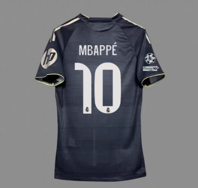 El visitante número 10 mbappé