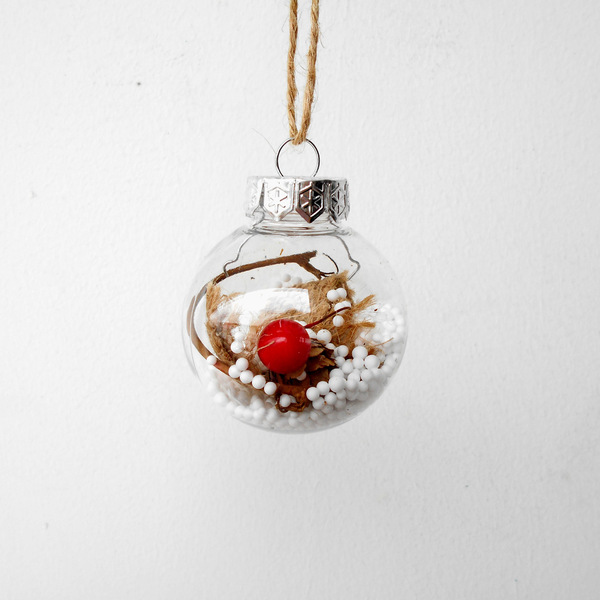 Cross -border hot -selling Christmas decoration built -in snow scene…