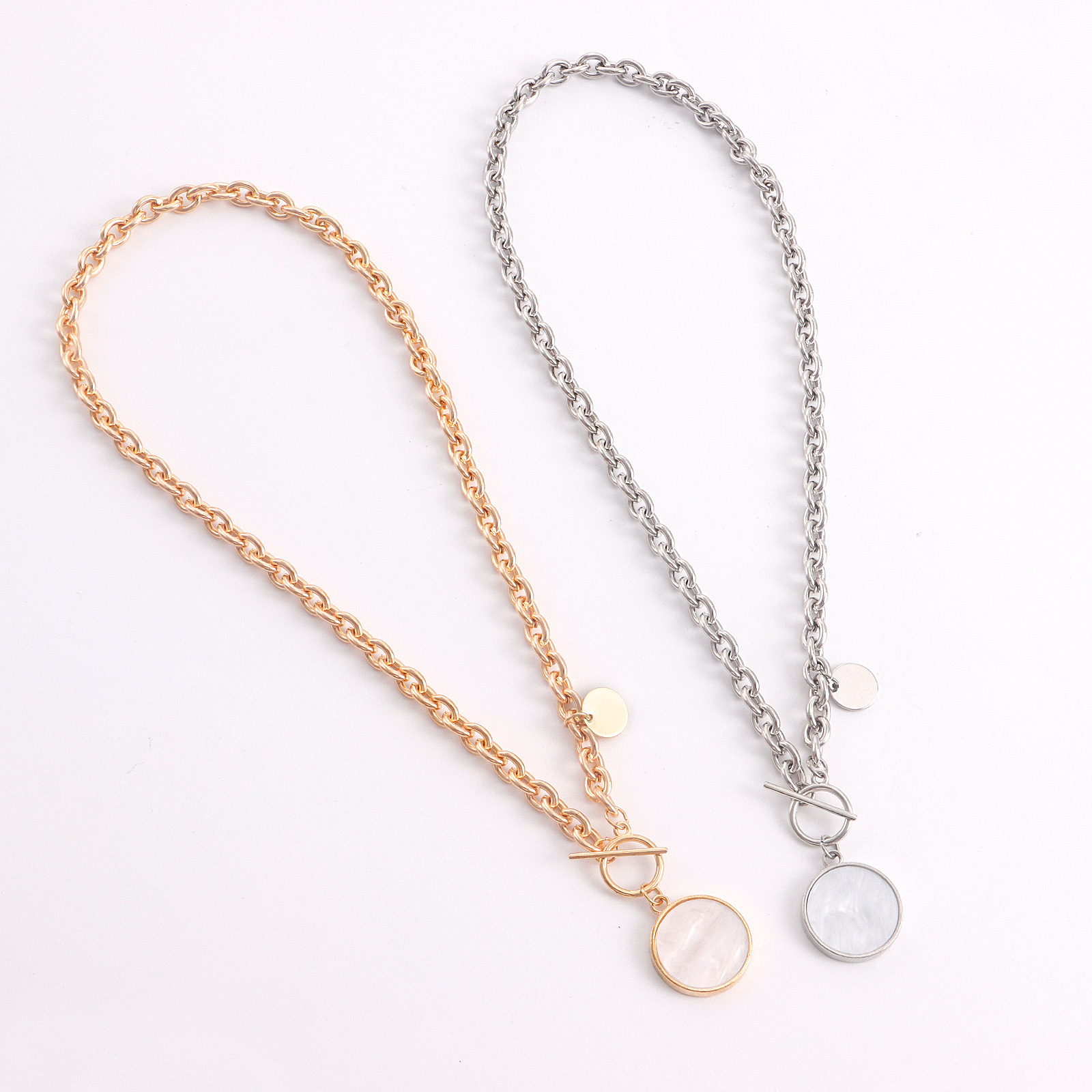 Fashion Round Alloy Plating Pendant Necklace display picture 5