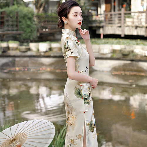 Long sides play single Chinese Dresses Qipao for women new lotus web celebrity cheongsam shoot a short video daily qipao dress