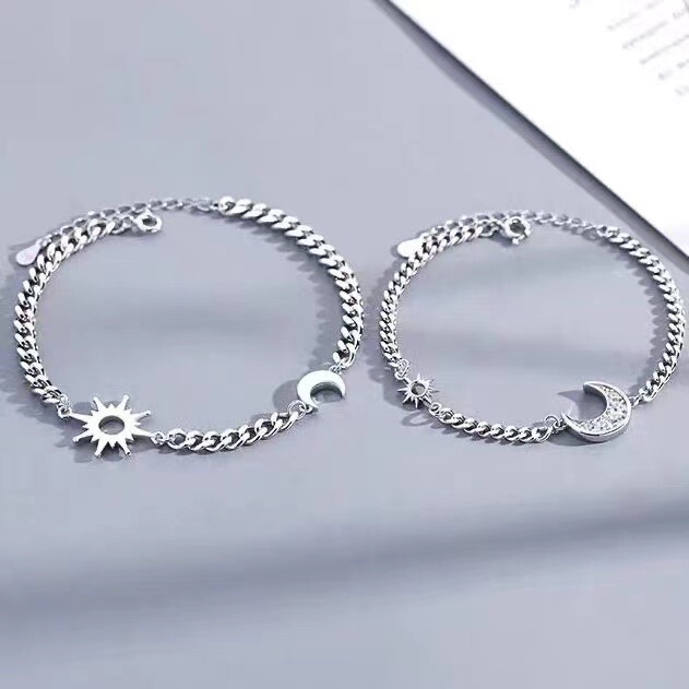 Sunset couple bracelet men and women ins pair Korean style simple fresh sun and moon bracelet commemorative birthday 520 gift Sunset couple bracelet men and women ins pair Korean style simple fresh sun and moon bracelet commemorative birthday 520 gift
