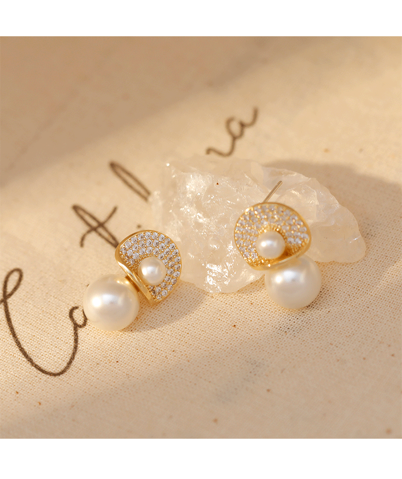 Wholesale Jewelry Vintage Style Color Block Imitation Pearl Drop Earrings display picture 4