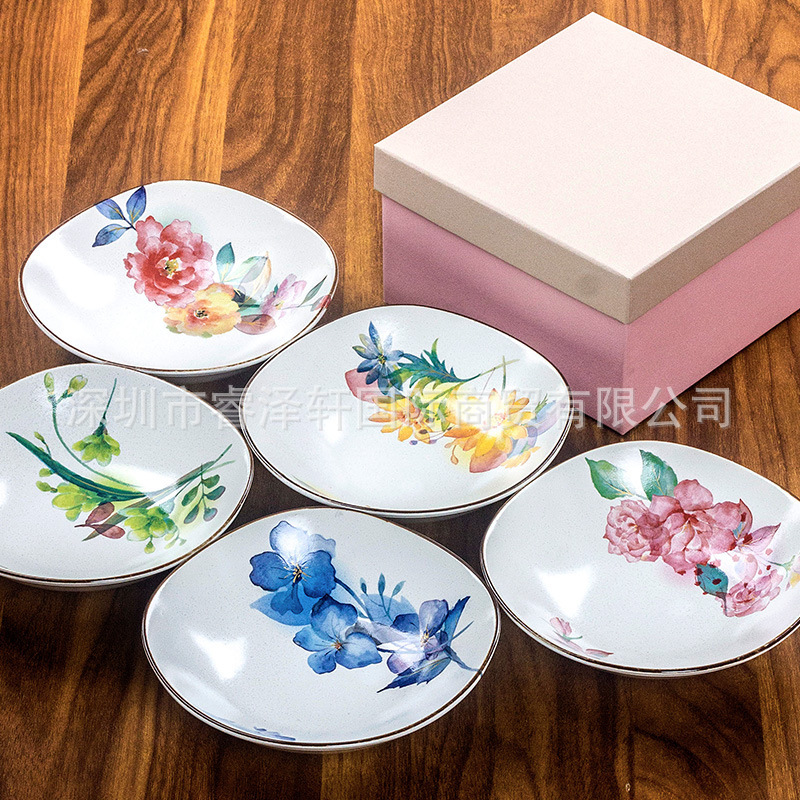 Japanese-Style Floral Rustic Matte Ceramic Square Deep Dish for Home Use, Serving Dish, Fruit Plate, Multi-Purpose Bowl