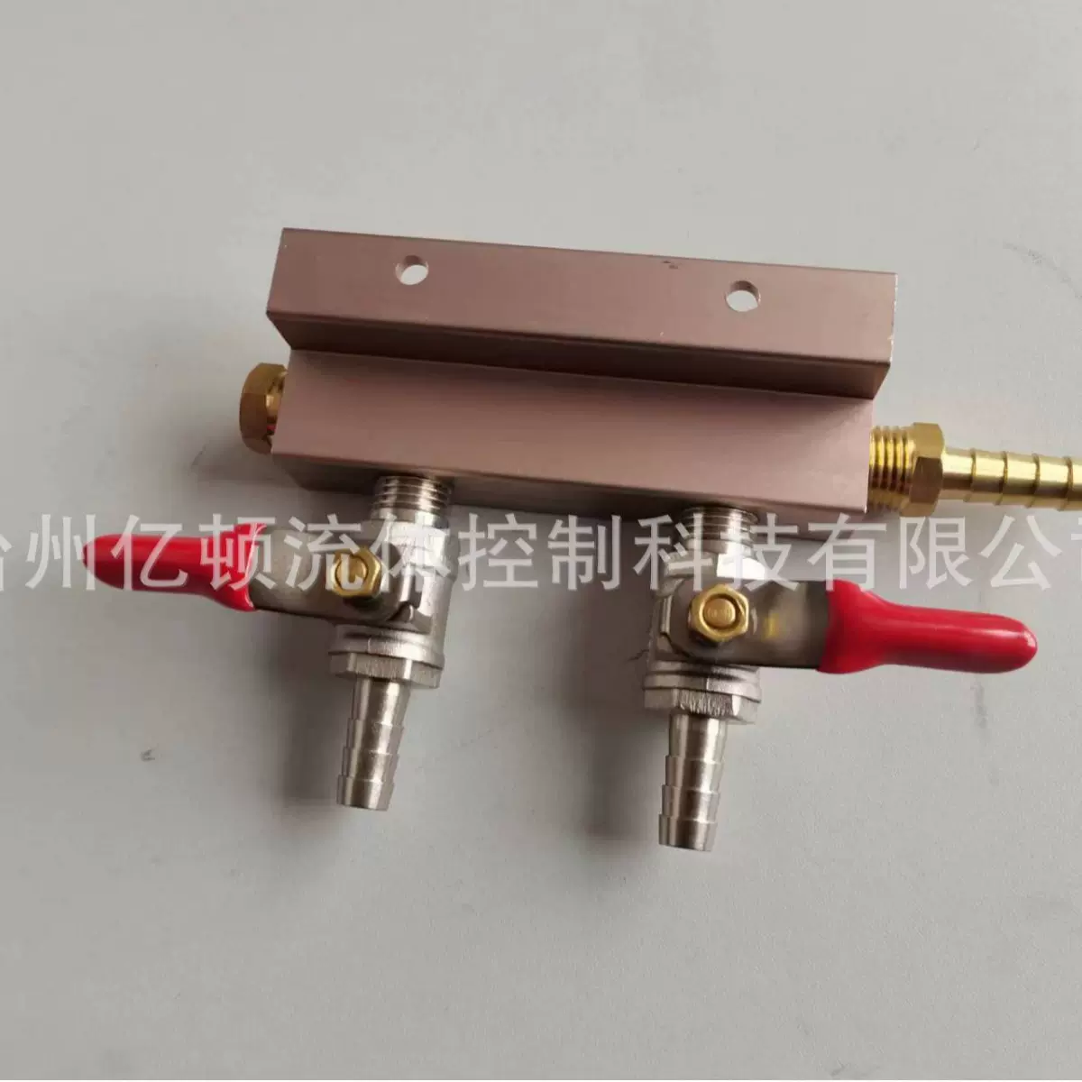 Mainfold厂家直销2-9通铝合金座加带止回铜小气阀二氧化碳分流器
