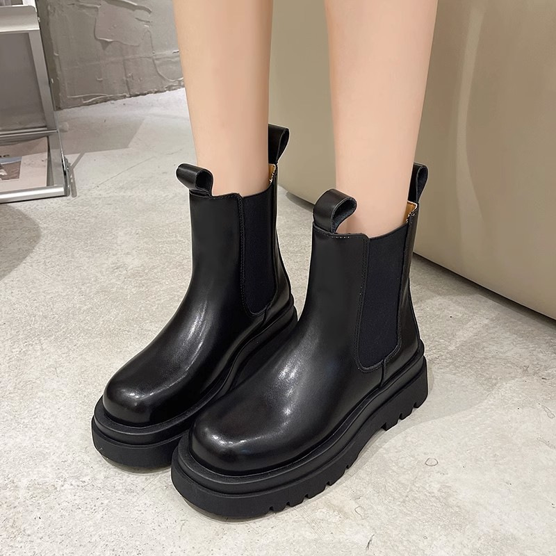 짧은 튜브와 벨벳