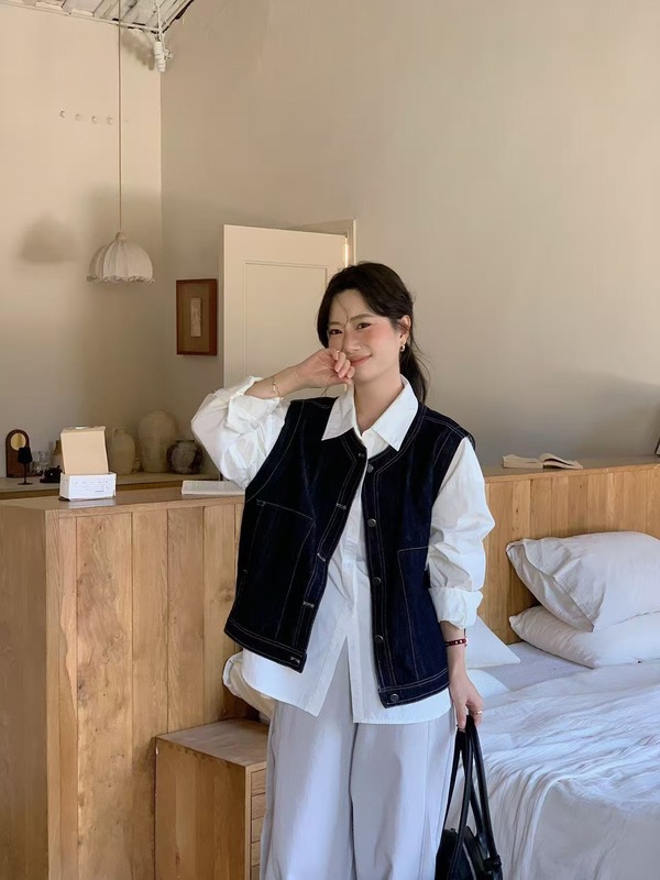 25年秋款马甲女宽松休闲韩版牛仔马夹学院风开衫无袖坎肩时尚马夹|undefined
