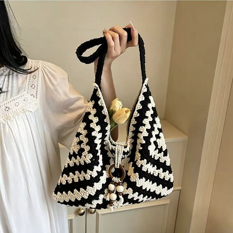 Large-Capacity Crochet Bag for Women 2026 New Style Seaside Vacation Beach Bag Fashionable Versatile Shoulder Tote Bag