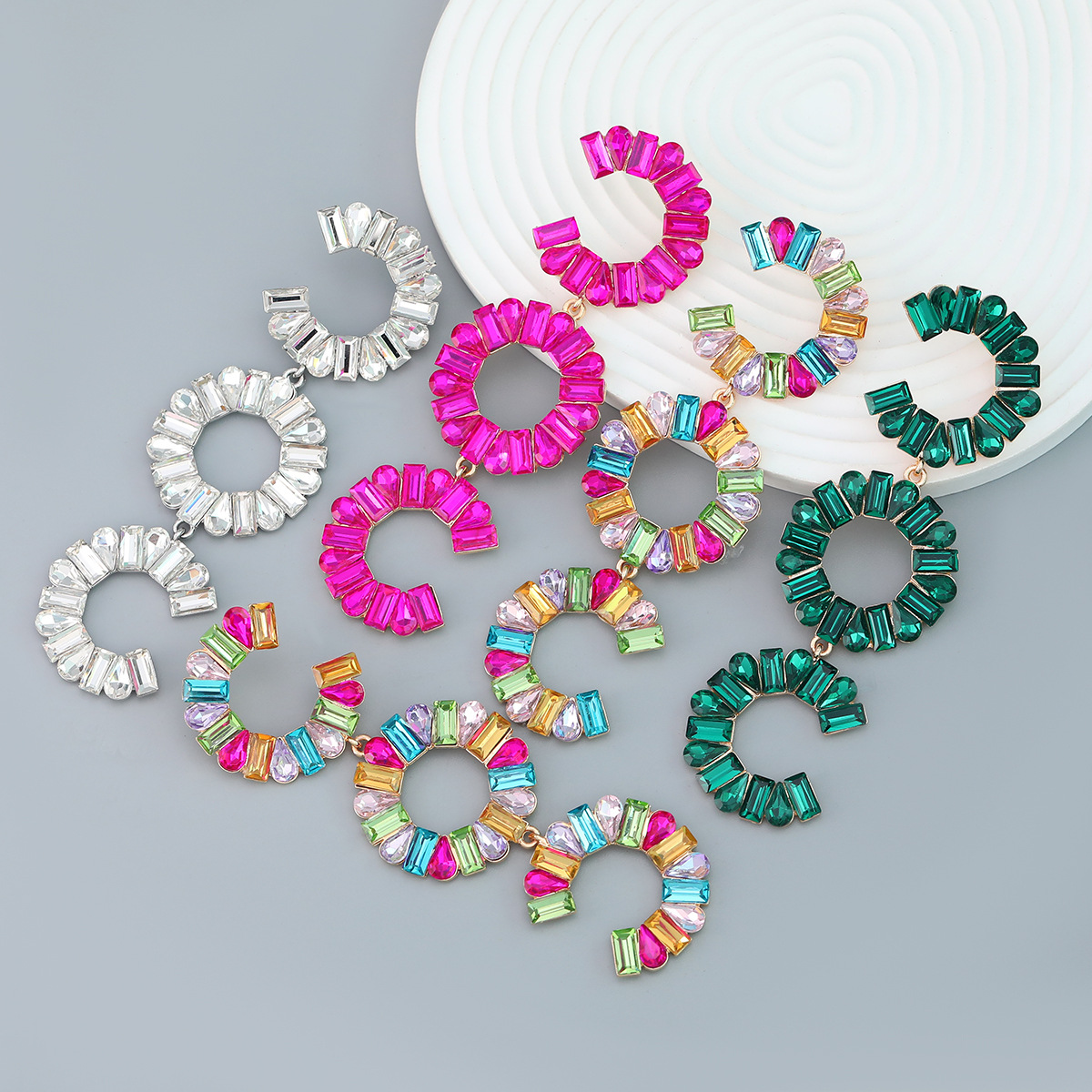 Designer style, fashionable and high-end, super sparkling colored diamond earrings, exaggerated C-shaped circular long earrings for women_voghion.com