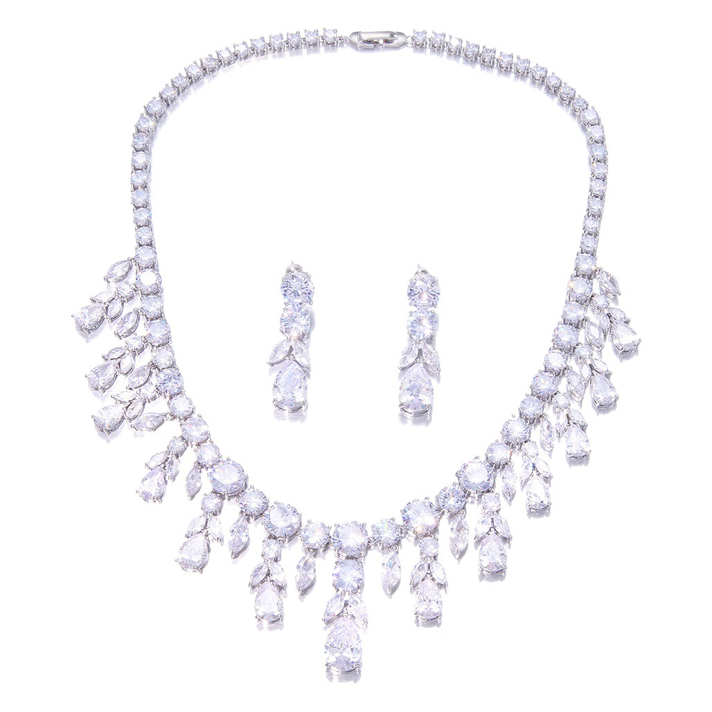 Estilo coreano moda nupcial vestido de novia gota agua Esmeralda circón luz lujo cadena collar pendientes dama traje femenino al por mayor