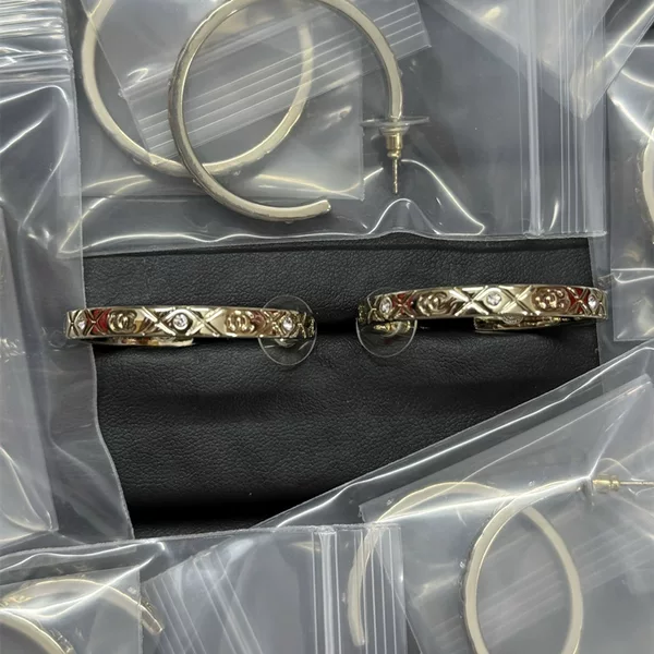 New Style Chanel-Inspired Quilted Double C Letter Hoop Earrings with Rhinestones, Versatile High-End Women's 925 Silver Needle Earrings Wholesale