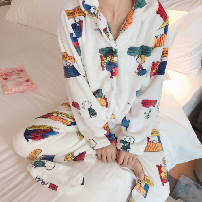 Zd - 761 Snoopy blanco con venda para los ojos