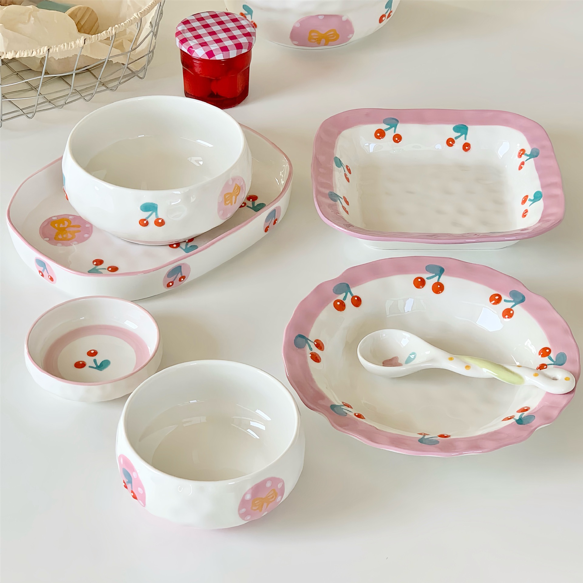 체리 Underglaze 컬러 식기 세트 가정용 세라믹 보울 스타일 높은 색상 값 플레이트 보울 풀 세트 프리미엄 수프 그릇