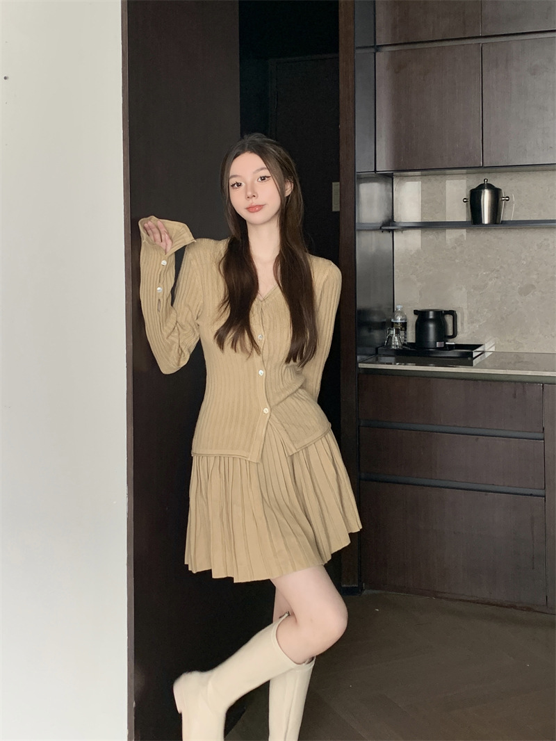 hmqViviiyNSAyin9WuaXtxwV157a/L3oBrRf