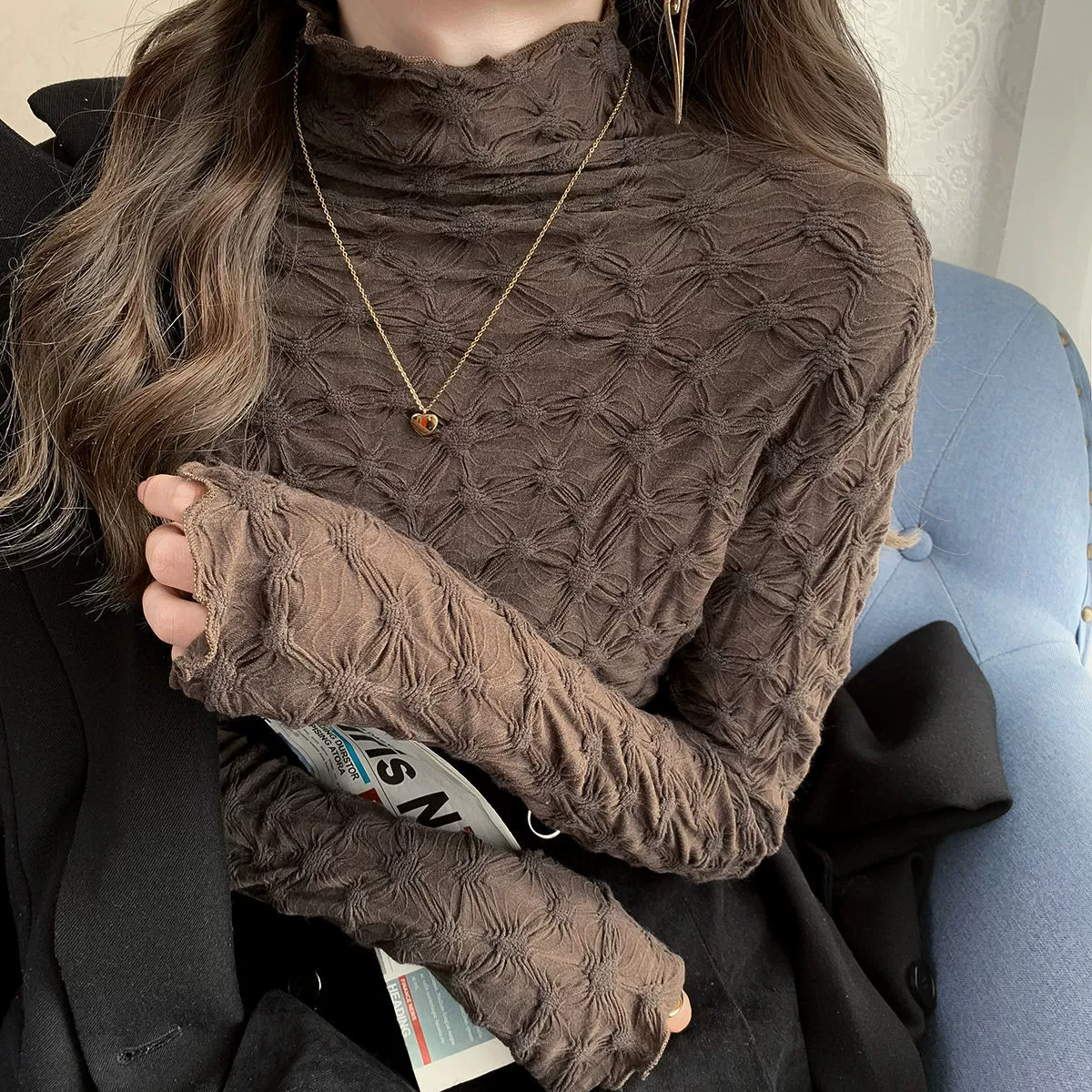 Большой размер иностранного газа с длинными рукавами осенний и зимний полувысокий воротник, нижняя рубашка с складками, жаккардовая тонкая футболка