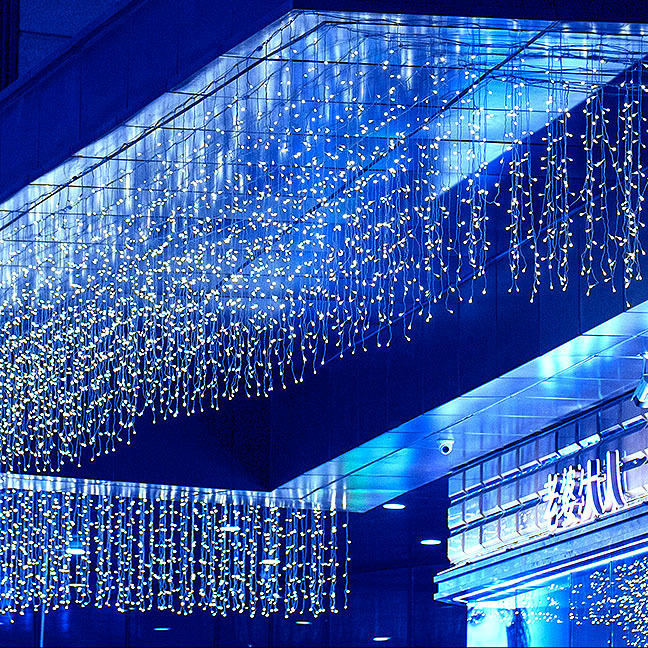 Lámpara de cortina transfronteriza decoración de patio LED solar string de lámpara de hielo impermeable al aire libre luces de cascada super brillante