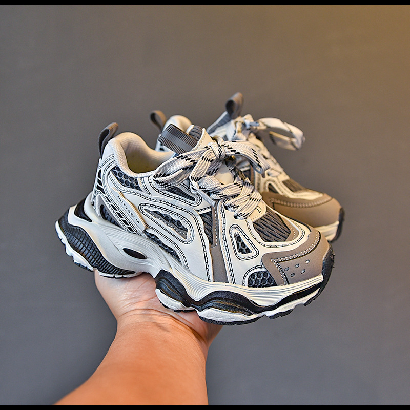 Scarpe da ginnastica per bambini e bambine alla moda_voghion.com