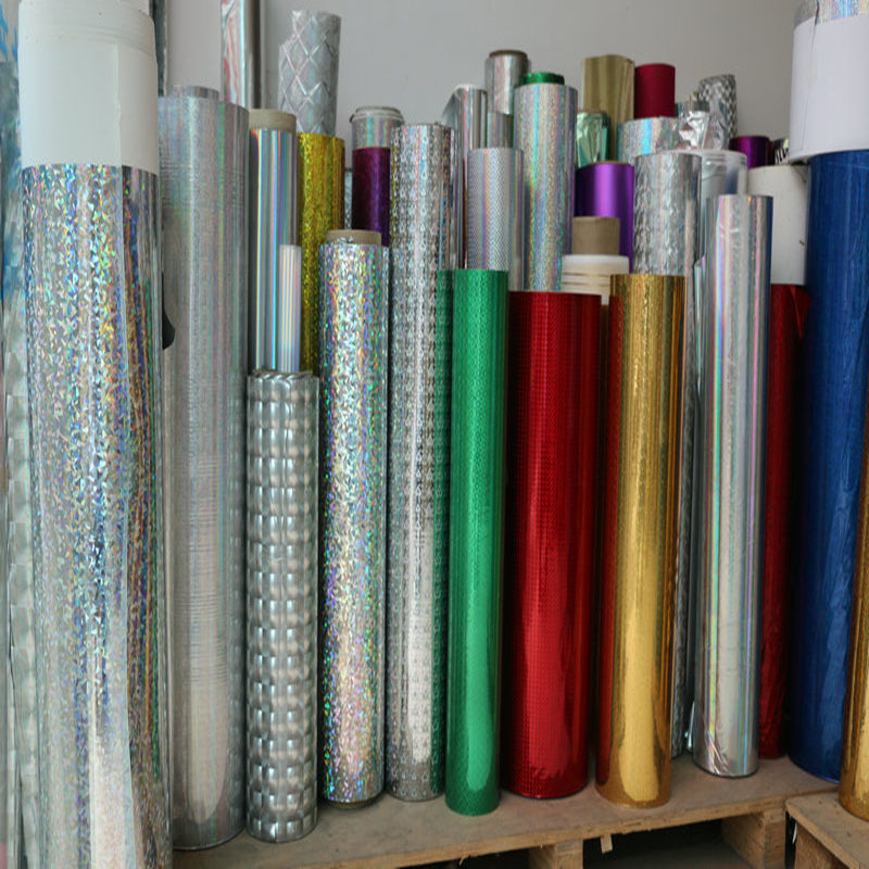 【彩艺直销】供应各种哑光\彩色镭射膜 镀铝膜等各种镭射包装材料