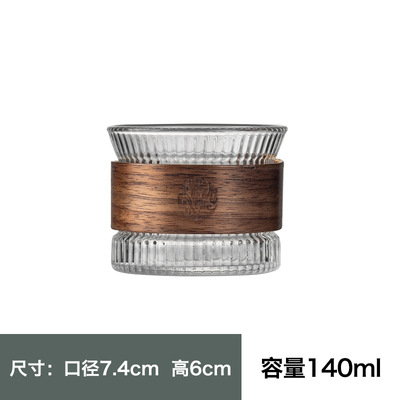 Taza de té de vidrio de borosilicato de patrón vertical con aislamiento de anillo de madera taza de té hogar personal pequeño tamaño Kung Fu