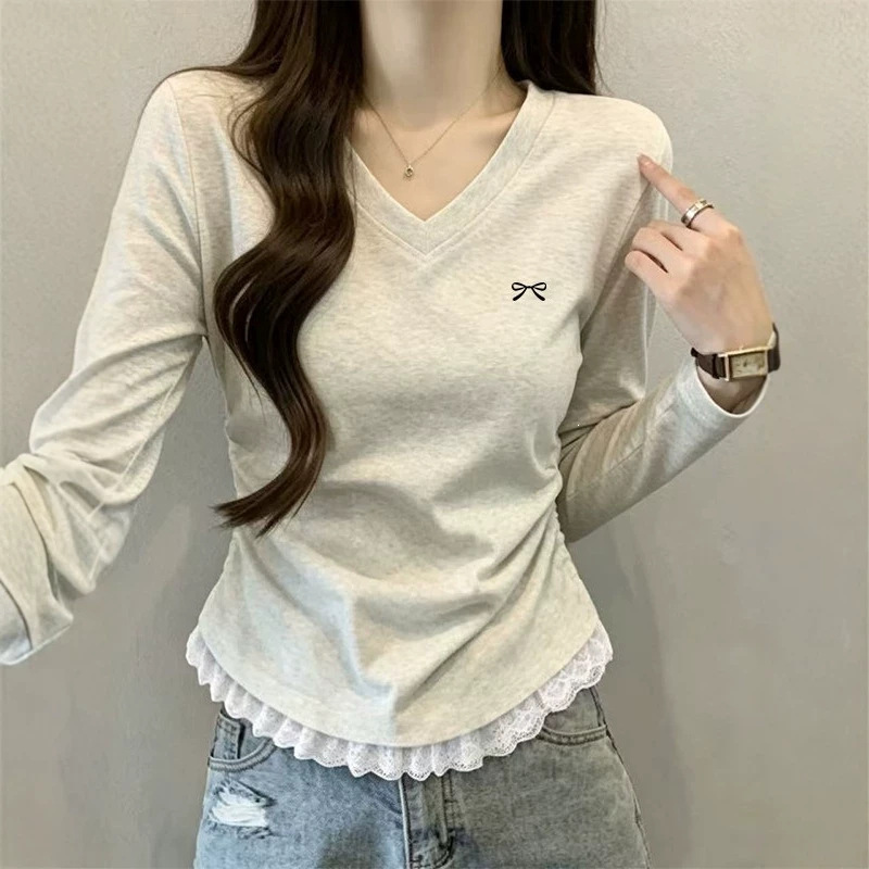 Unique and Beautiful V-Neck Waist-Cinching Top for Women, 2026 Summer New Style, Particularly Attractive Inner Wear, Stunning Slim-Fit T-Shirt