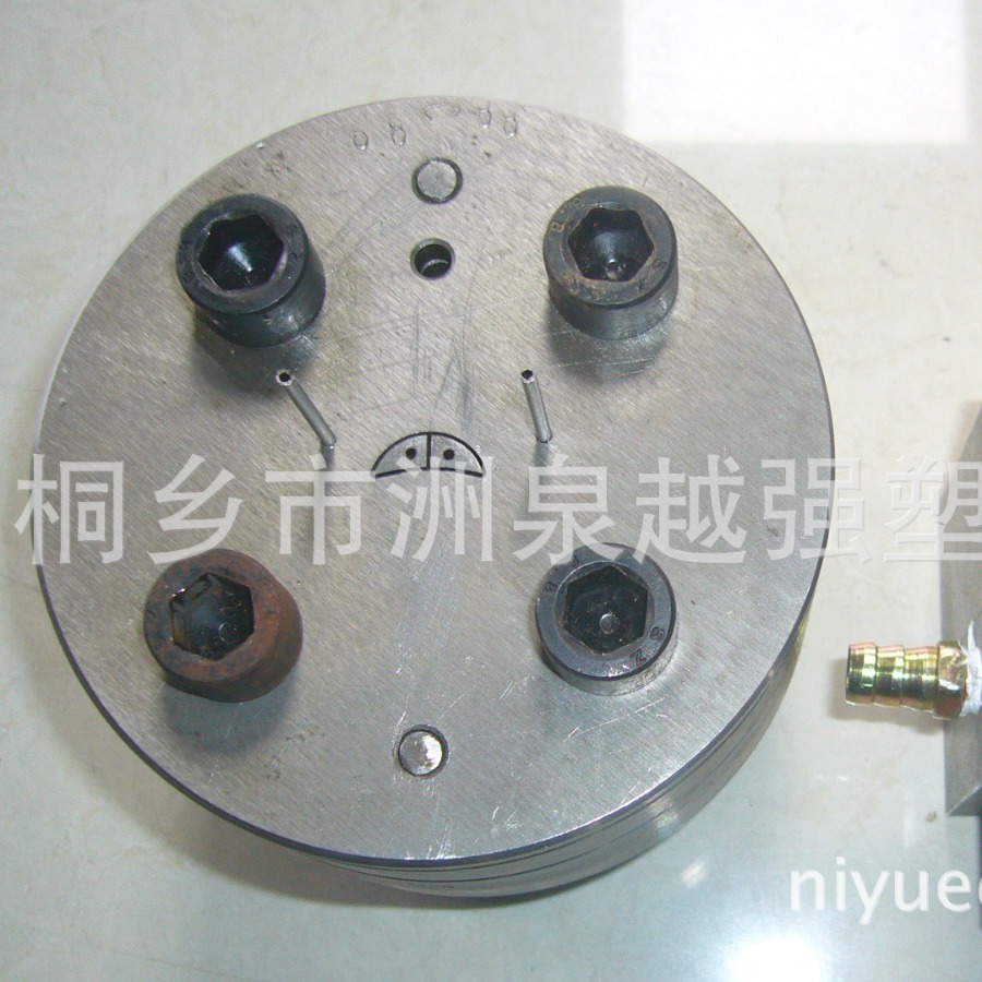 供应PVC防撞条 密封条 防水条 隔音条 嵌条挤出模具 PVC软塑