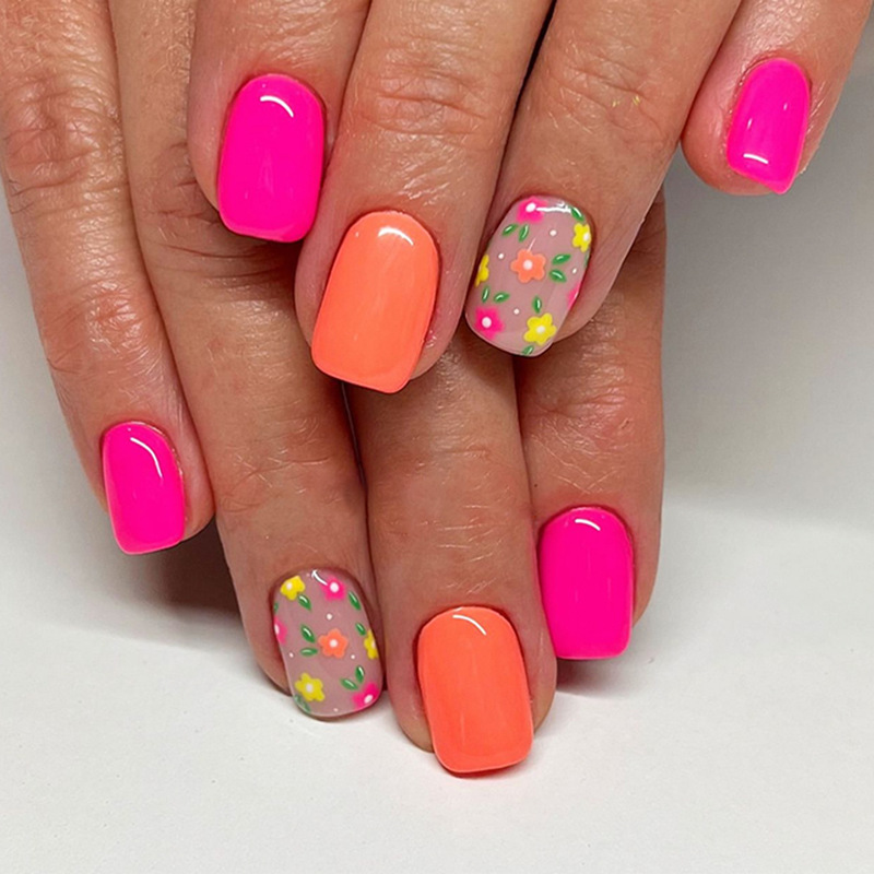 Simple warm color wearable nail color flower small fresh nail nail fake nail short square wearable nail wholesale