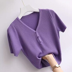 純色の夏の新型の半袖の氷の糸は底のニットの服を打ってネットの赤い服を修理します。