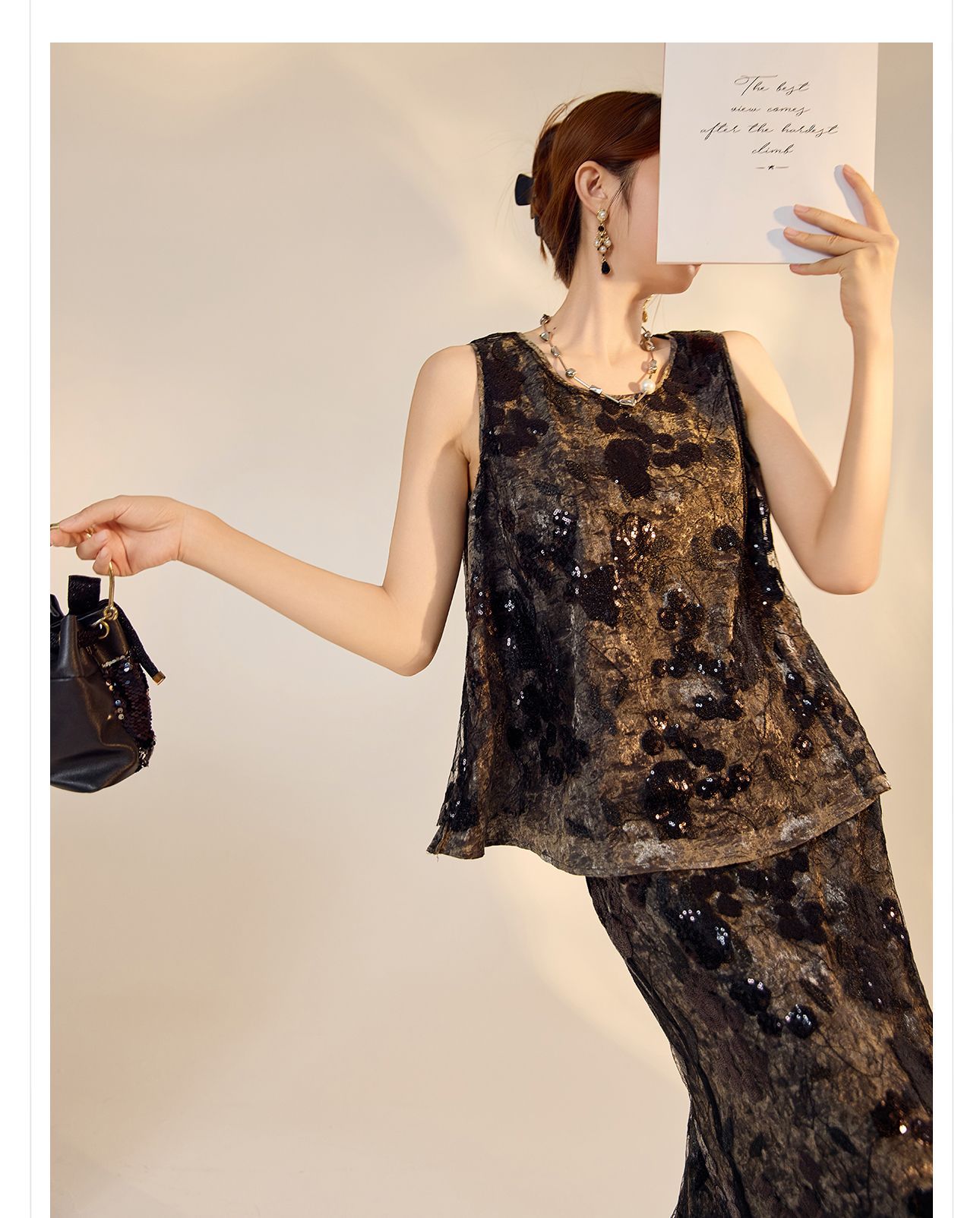 Bộ vest nữ phong cách Trung Quốc mới mùa hè 2026, thêu sequin, chân váy ngắn và áo vest — Chân váy màu trắng be, Chân váy đen cao cấp, Gilê đen cao cấp, Gi lê màu trắng be chi tiết 20