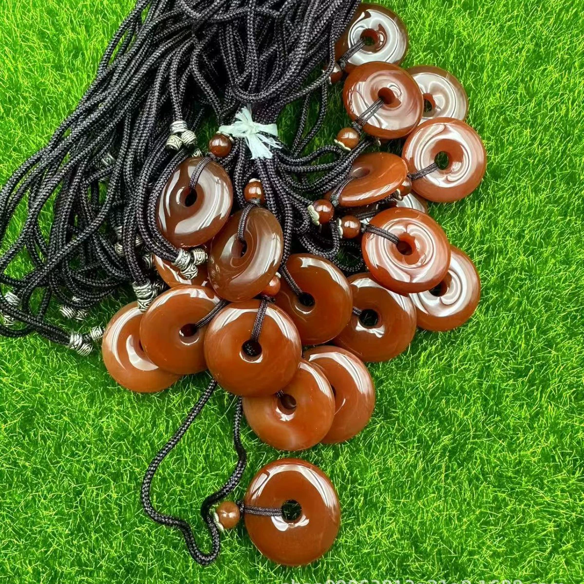 Красный агат безопасная пряжка натуральный сычуаньский материал безопасная пряжка ожерелье