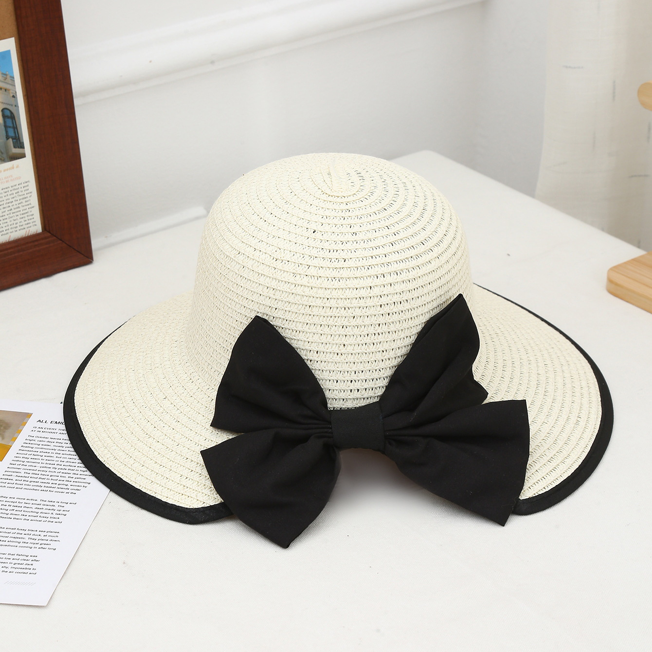 Sombrero de paja con lazo – estilo veraniego, ala ancha, para playa o vacaciones al aire libre