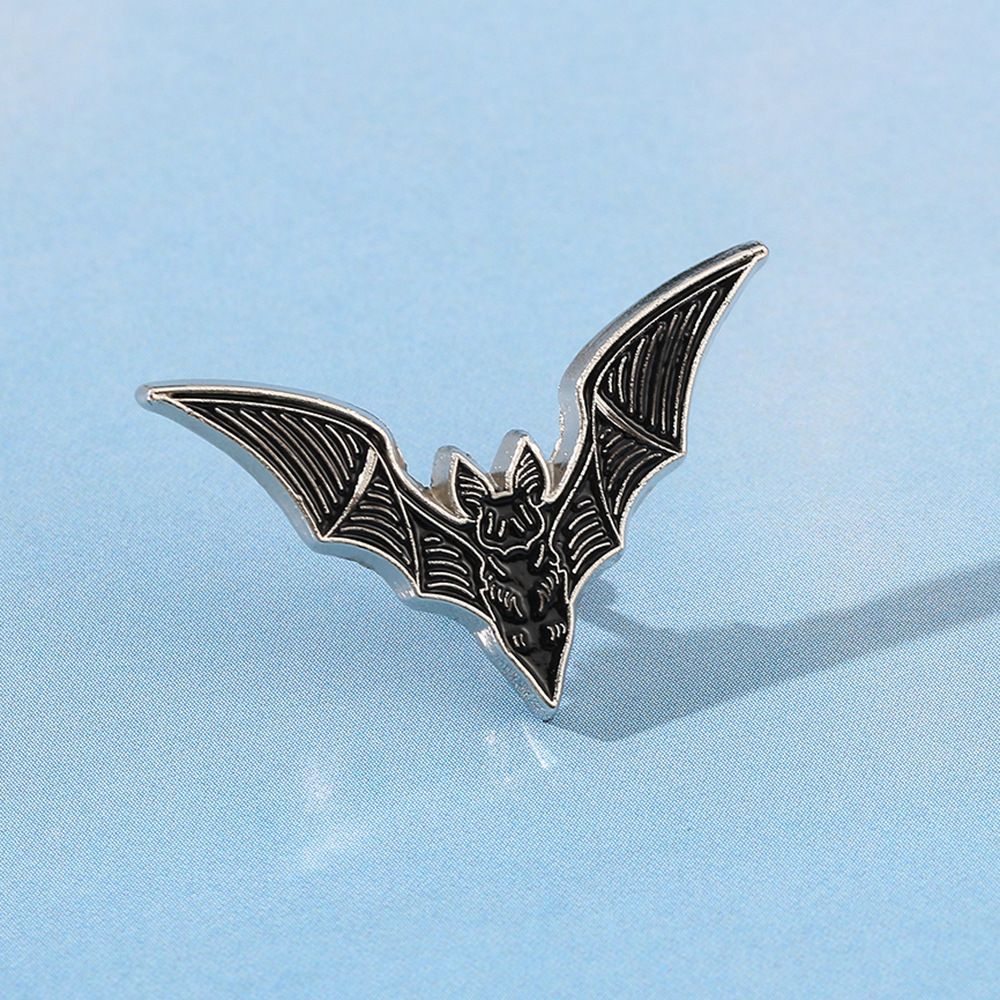 Alloy, Metal Material Halloween Festival Retro Pin Badge Bat Alloy Metal Enamel Unisex Brooches